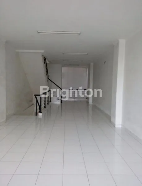 image RUKO STRATEGIS DI DAAN MOGOT, 3 LANTAI SHM (4)