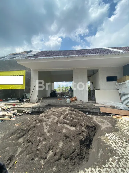 SEWA RUKO AREA JL PENGUBENGAN KAUH, JL MERTA AGUNG, KEROBOKAN KELOD