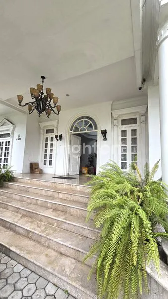 image DIJUAL CEPAT 1 UNIT RUMAH MEWAH  BUKIT HIJAU REGENCY  TAMAN SETIA BUDI INDAH  (2)