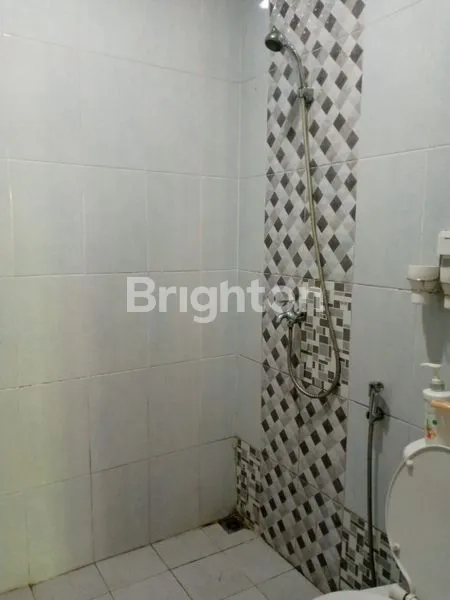 image RUMAH HOOK 2 LANTAI LT 141M² DI SEPATAN (5)