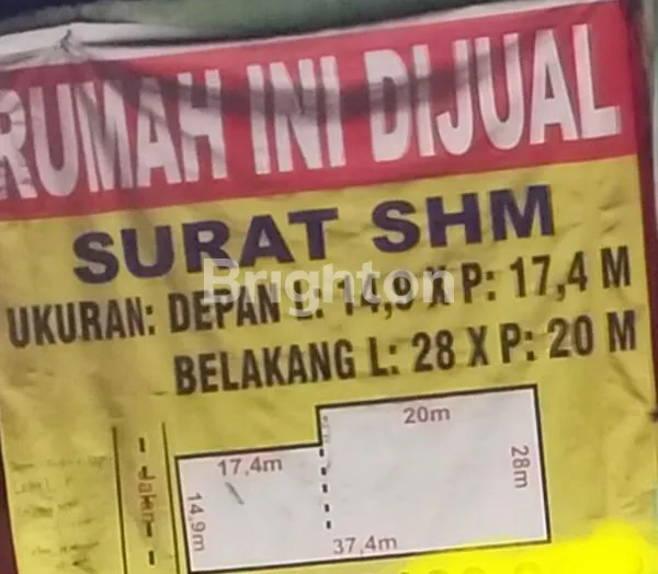 image LAHAN 1047M² DENGAN 9 RUMAH SIAP HUNI (1)