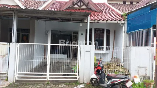 RUMAH 3 KT DI DUTA GARDEN, DEKAT BANDARA