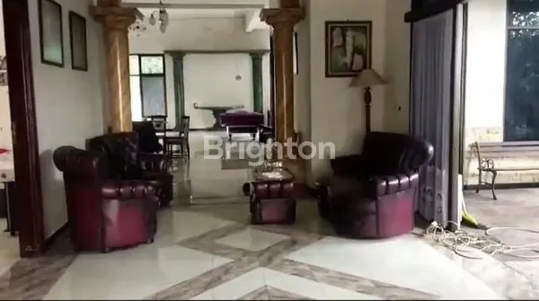 image VILLA LUAS TANAH 2000M² FULL FURNISH DI TAMAN DAYU PANDAAN (7)