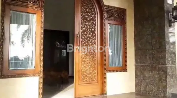 image VILLA LUAS TANAH 2000M² FULL FURNISH DI TAMAN DAYU PANDAAN (4)