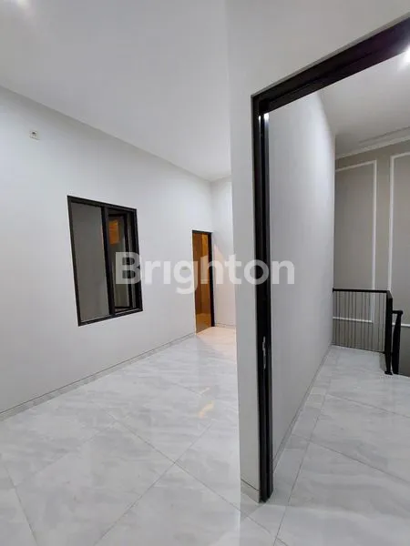 image RUMAH BARU 2 LANTAI PERUMAHAN WISMA MUKTI - KLAMPIS ANOM, SURABAYA TIMUR. DEKAT RAYA MERR - KLAMPIS JAYA - KERTAJAYA INDAH - DHARMAHUSADA INDAH - ARIEF RAHMAN HAKIM - GALAXY MALL - KAMPUS ITS - NGINDEN - MANYAR - PAKUWON CITY - GALAXI BUMI PERMAI ( ARAYA  (8)