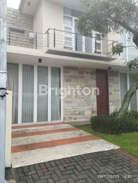 image RUMAH 2 LANTAI DI APPLE RESIDEN KOTA BATU (4)