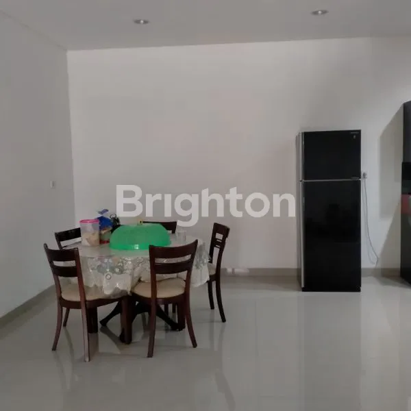 image RUMAH CANTIK SIAP HUNI DI BSD CITY (7)