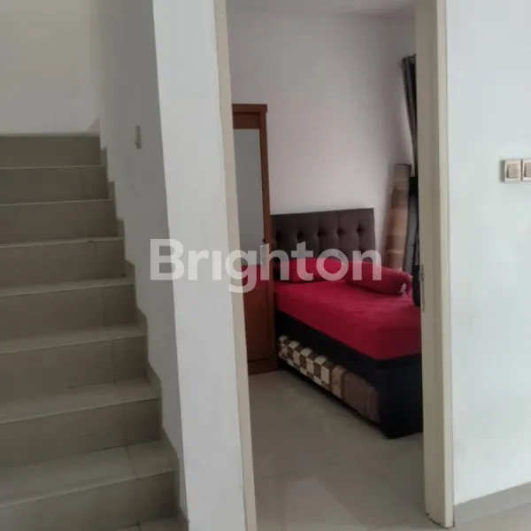 image RUMAH CANTIK SIAP HUNI DI BSD CITY (4)