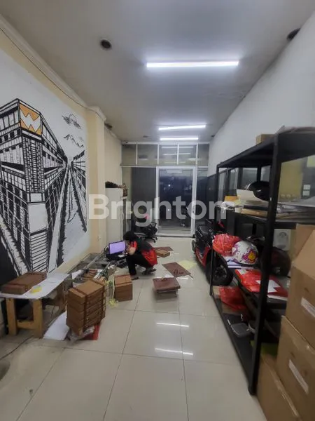 image CILODONG DEPOK 2 RUKO GANDENG 3 LANTAI DIJUAL (8)