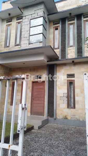 image DIJUAL RUMAH JLN.MERTASARI SIDAKARYA DENPASAR SELATAN\NFULL FURNISHED\NLT:95 \NLB :120 \N3 KAMAR TIDUR \N4 KAMAR MANDI\NIMB\NSHM\N\NHARGA 1,1 M NEGO \N\N-5 MENIT KE RUMAH SAKIT BALI MANDALA \N-10 MENIT KE PANTAI SANUR \N-10 MENIT KE ICON MALL SANUR \N-17  (2)