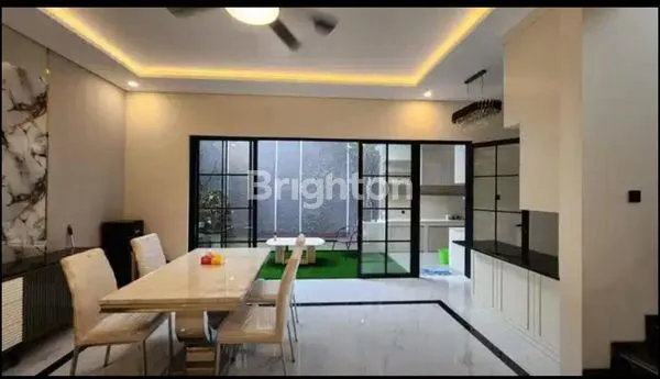 image RUMAH CANTIK DI LIPPP KARAWACI CENTRAL TANGERANG  (3)