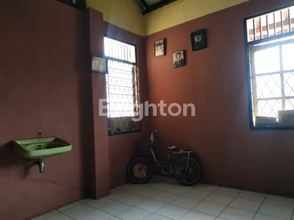 image RUMAH  2 LANTAI HARGA TERMURAH DI BAWAH 1 MILYAR! (2)