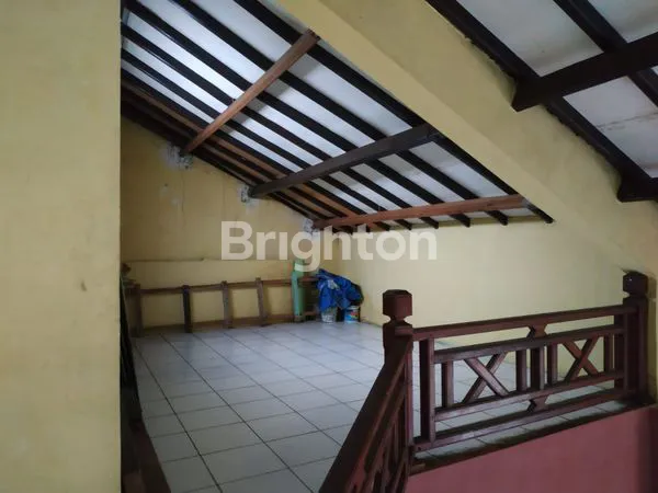 image RUMAH  2 LANTAI HARGA TERMURAH DI BAWAH 1 MILYAR! (4)