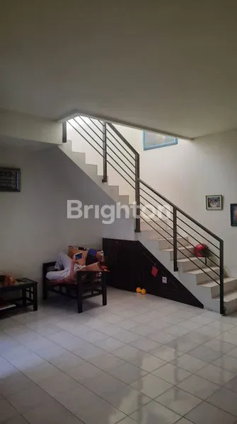 image RUMAH MURAH 2 LANTAI DI PALEM SEMEMI BARAT (1)