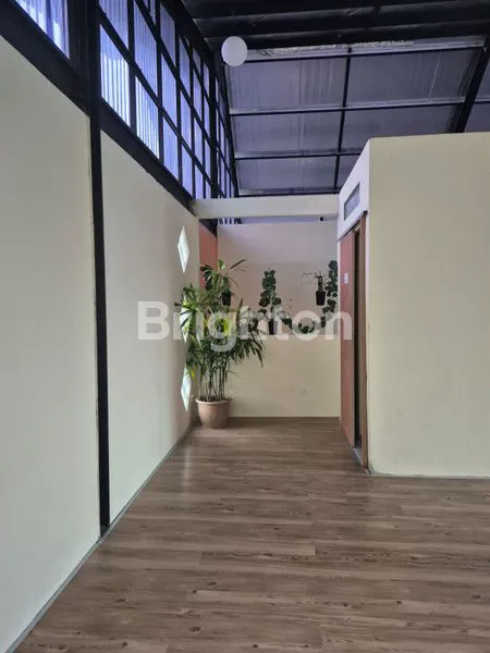 image RUMAH 2 LANTAI LOKASI STRATEGIS DI SANUR (7)