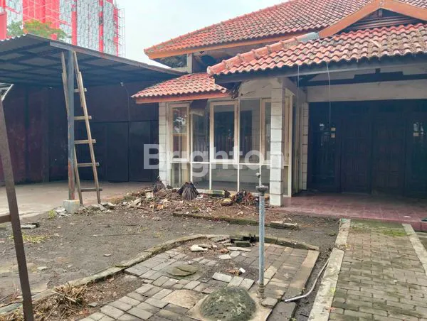 image RAYA TENGGILIS MEJOYO (2)