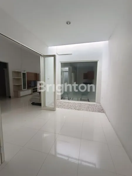 image RUMAH BESAR FULL FURNISH SIAP HUNI TIDAR (4)