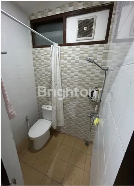 image RUMAH MEWAH SIAP HUNI SRONDOL SEMARANG (6)