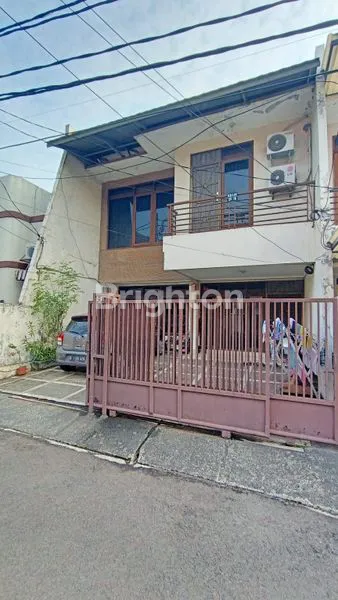 image RUMAH SIAP HUNI DURI KEPA LOKASI STRATEGIS JAKARTA BARAT (2)