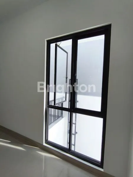 image RUMAH BARU KAVLING DKI, LT 125M², 2 LANTAI (3)