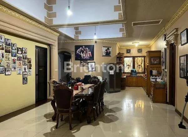 image RUMAH BESAR PINGGIR JALAN DURENSAWIT (5)