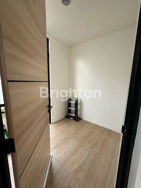 image RUMAH CLUSTER 2 LANTAI DI KARAWACI UTARA (3)