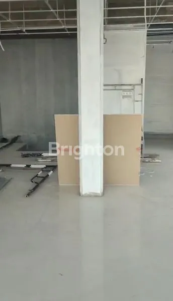 image GEDUNG USAHA LUXURY DI RAYA MULYOSARI (6)