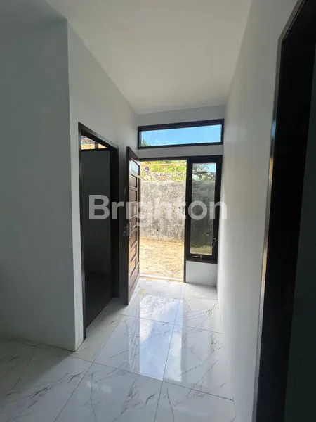 image THE GREEN HILLS RESIDANCE (2)