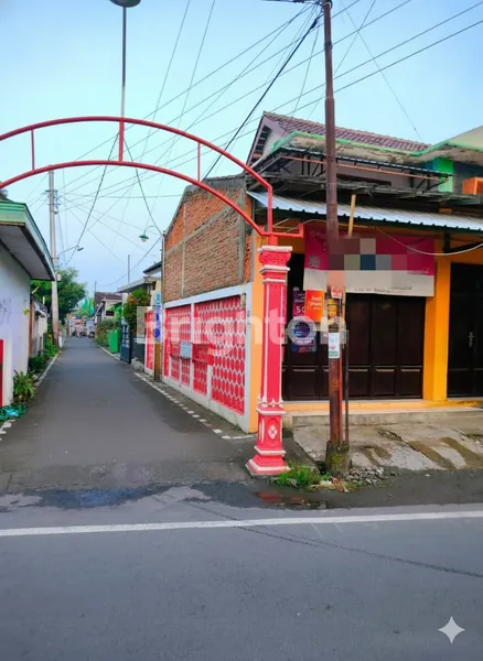 image DIJUAL RUKO LOKASI STRATEGIS DI SEMANGGI, PASAR KLIWON KOTA SOLO (1)