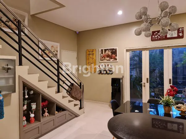 image RUMAH MEWAH KOTA SOLO (7)