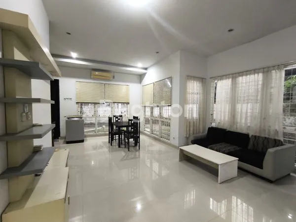 image RUMAH FULL FURNISHED ASRI TENGAH KOTA PEKANBARU (3)