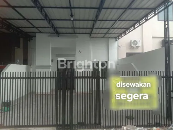 DISEWAKAN SEGERA RUMAH 2 LANTAI