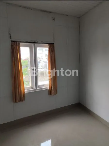 image RUMAH STRATEGIS KESIMAN (7)