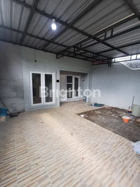 image RUMAH 1 LANTAI HARGA MURAH DIBAWAH PASAR PURI GUNUNG ANYAR REGENCY DEKAT OERR MERR GRAND ALANA, AKSES TOL, UPN, KAMPUS PELAYARAN (2)