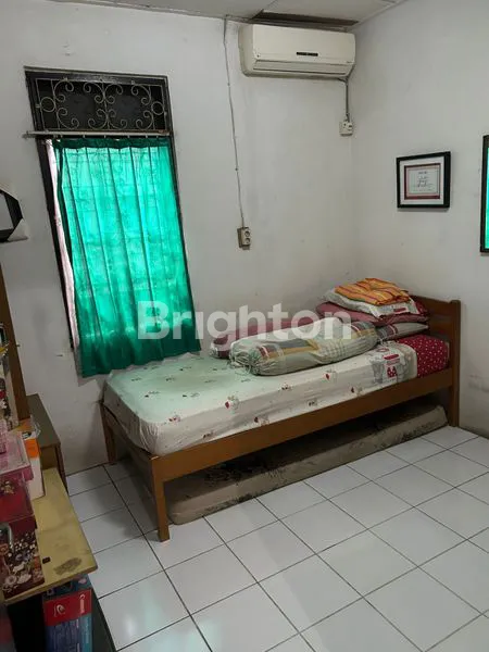 image JUAL RUMAH, LUAS DAN NYAMAN, DI LOKASI STRATEGIS (7)