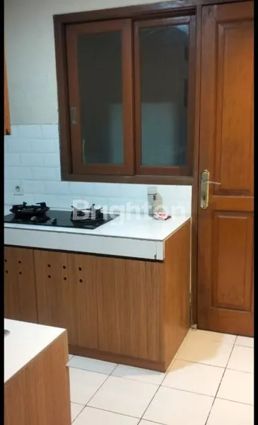 image RUMAH MEWAH BANGUN KOKOH PONDOK HIJAU INDAH SETIABUDI , GEGERKALONG KPAD. BANDUNG BARAT (5)