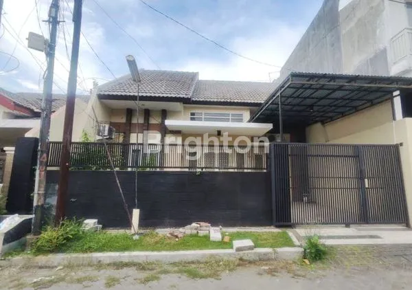 RUMAH CAKEP MINIMALIS JARANG ADA SIAP HUNI DI KLAMPIS WISMA MUKTI DEKAT MANYAR, MERR GALAXY MALL, ITS UNAIR, PAKUWON CITY, ARAYA, TENGAH KOTA, DHARMAHUSADA KERTAJAYA, NGAGEL