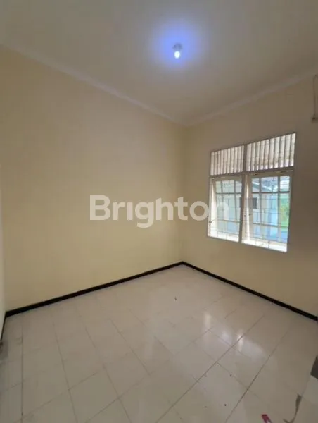 image RUMAH 1 LANTAI SIAP HUNI BAGUS SUTOREJO PRIMA DEKAT RAYA MULYOSARI, MERR KENJERAN, GALAXY MALL, ITS UNAIR, PAKUWON CITY, KERTAJAYA DHARMAHUSADA, WISMA PERMAI (5)