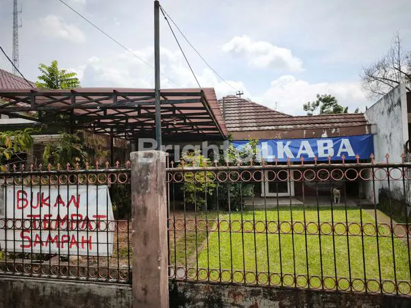 image RUMAH DI ATAS KAVLING 560M2 DI JANTUNG KOTA BOGOR (1)