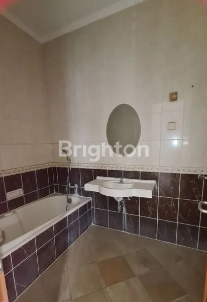 image RUMAH DIJUAL KOTA WISATA CIBUBUR (7)