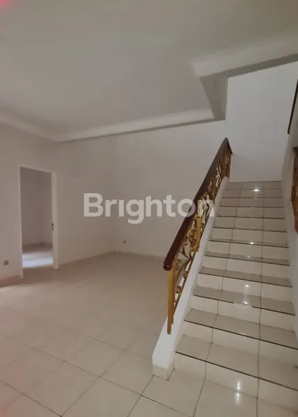 image RUMAH DIJUAL KOTA WISATA CIBUBUR (3)