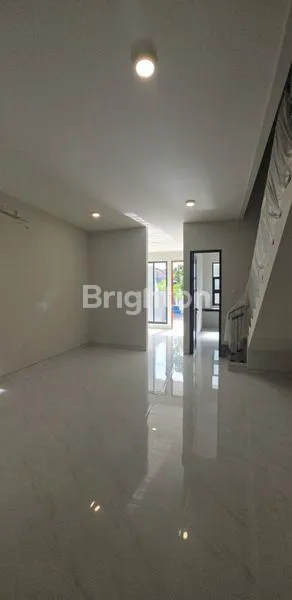 image RUMAH LT 115M² DI BARUK RUNGKUT, DEKAT TOLL & KAMPUS UNIVERSITAS TERBUKA,DINAMIKA. (2)
