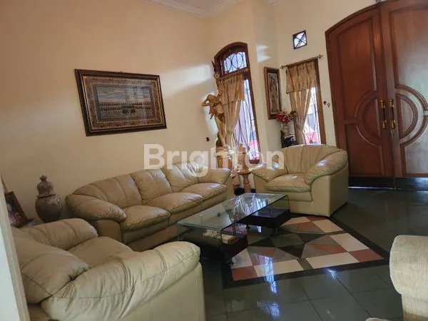 image RUMAH ESTETIS 2 LT SWADAYA RAYA DUREN SAWIT JAKARTA TIMUR EKONOMIS STRATEGIS (4)