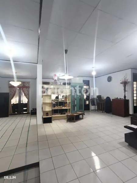 image RUMAH DI PALEM SEMI KARAWACI TANGERANG (3)