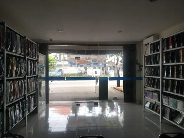 image JUAL RUKO DI JALAN GATOT SUBROTO TIMUR LOKASI SANGAT STRATEGIS  (2)