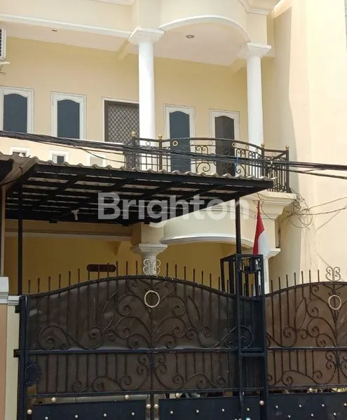 image RUMAH 2½ LANTAI DI KOSAMBI BARU CENGKARENG JAKARTA BARAT  (1)
