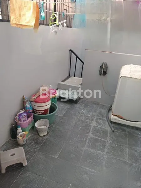 image RUMAH 2½ LANTAI DI KOSAMBI BARU CENGKARENG JAKARTA BARAT  (8)
