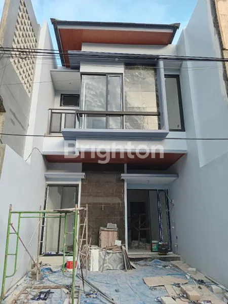 image RUMAH BARU SIAP HUNI LOKASI SANGAT STRATEGIS (1)