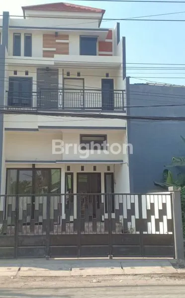 image HUNIAN NYAMAN 2 LANTAI DEKAT UPN SURABAYA (1)