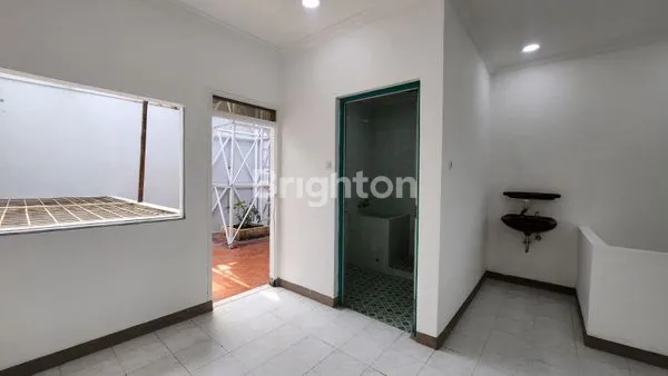 image RUKO 3 LANTAI DI PUSAT PERTOKOAN KOTA SEMARANG (5)